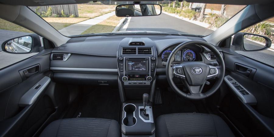 Торпедо Toyota Camry RZ Special Edition 2016 года  (AU) (фото 3 из 23)